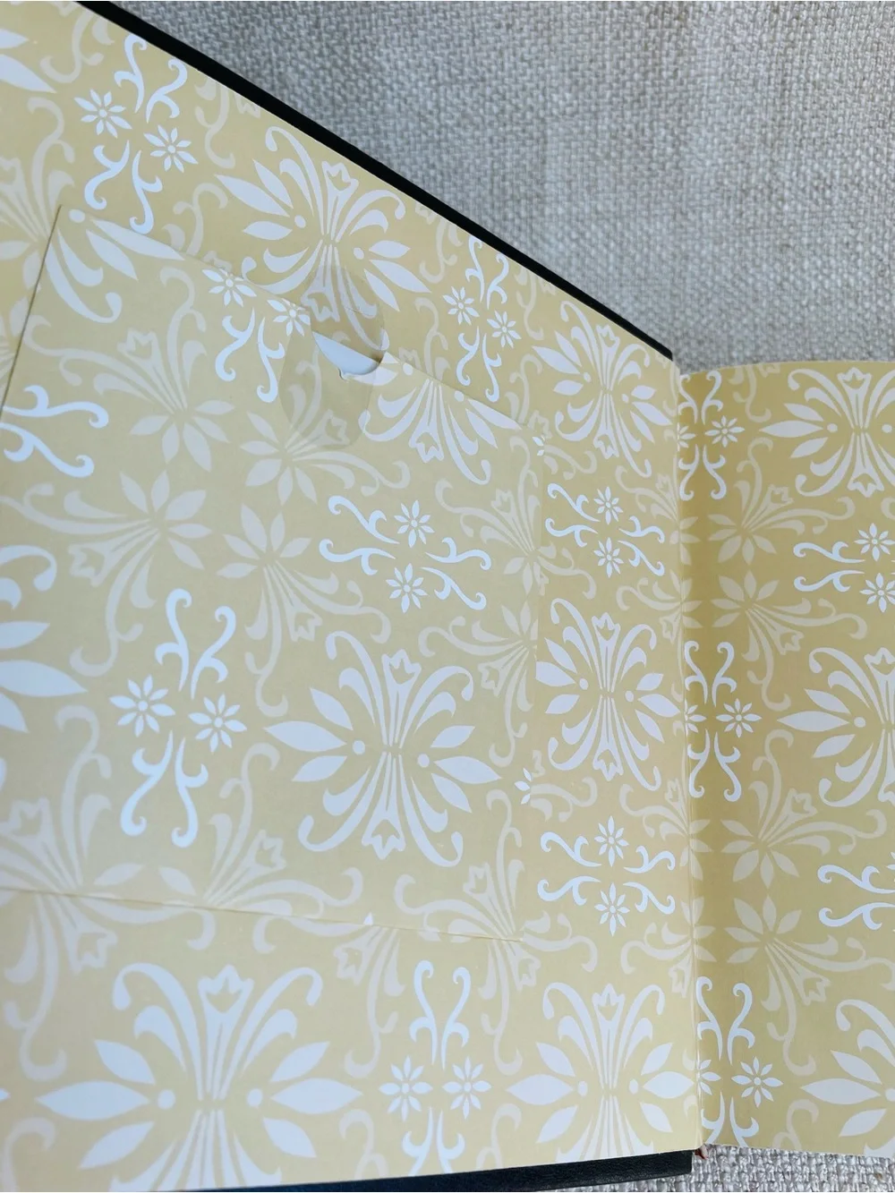 Vintage Brown Faux Leather Ornate Floral Photo Album Fits 200 4x6